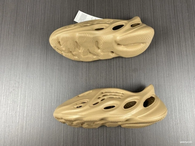 RNNR GW3354 Ochre Foam Yeezy Adidas 0827
